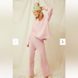 Free people Hailee Sweater Set, size S, pale pink color, very good condition